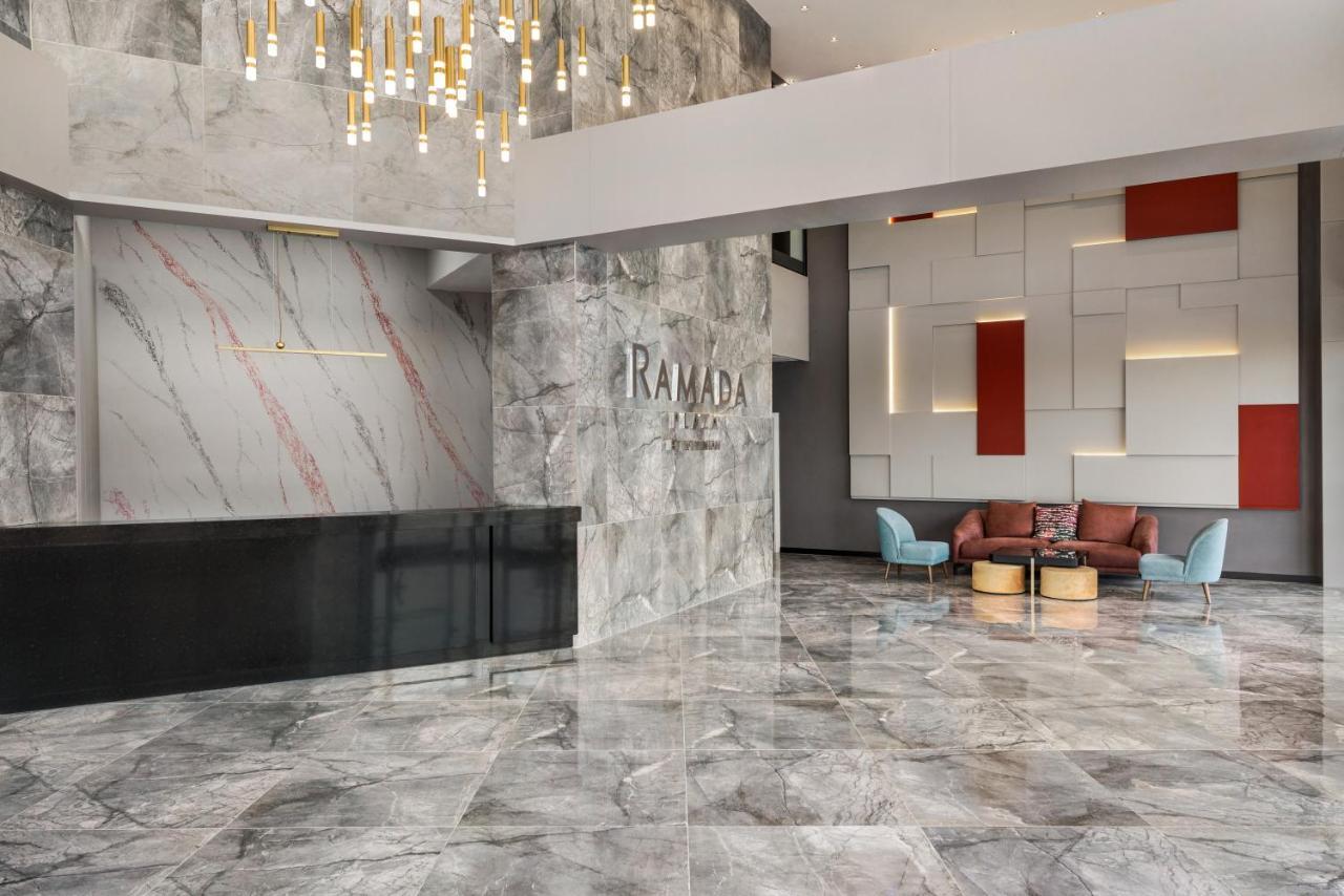 Hotel Ramada Plaza By Wyndham Batman Esterno foto