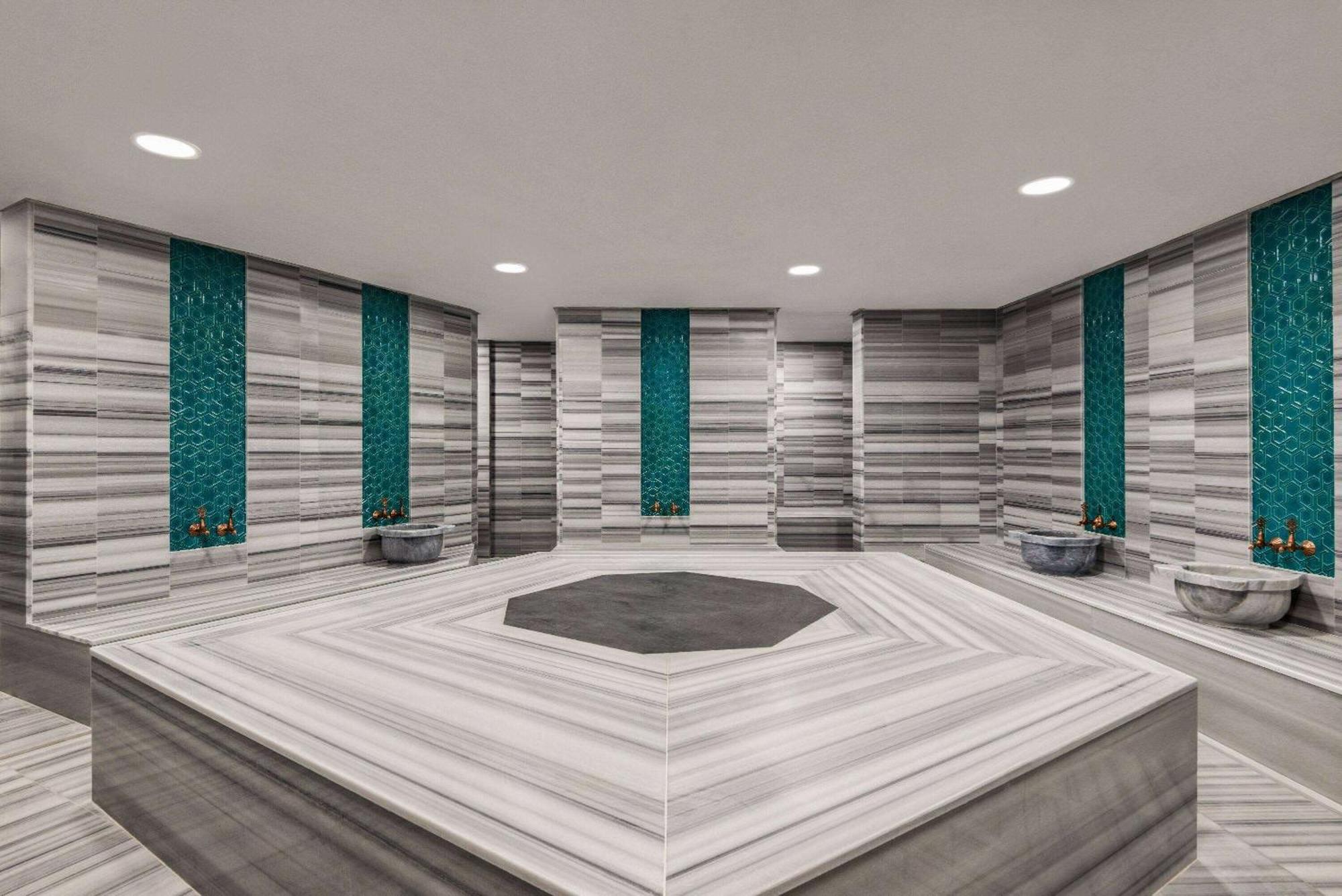 Hotel Ramada Plaza By Wyndham Batman Esterno foto