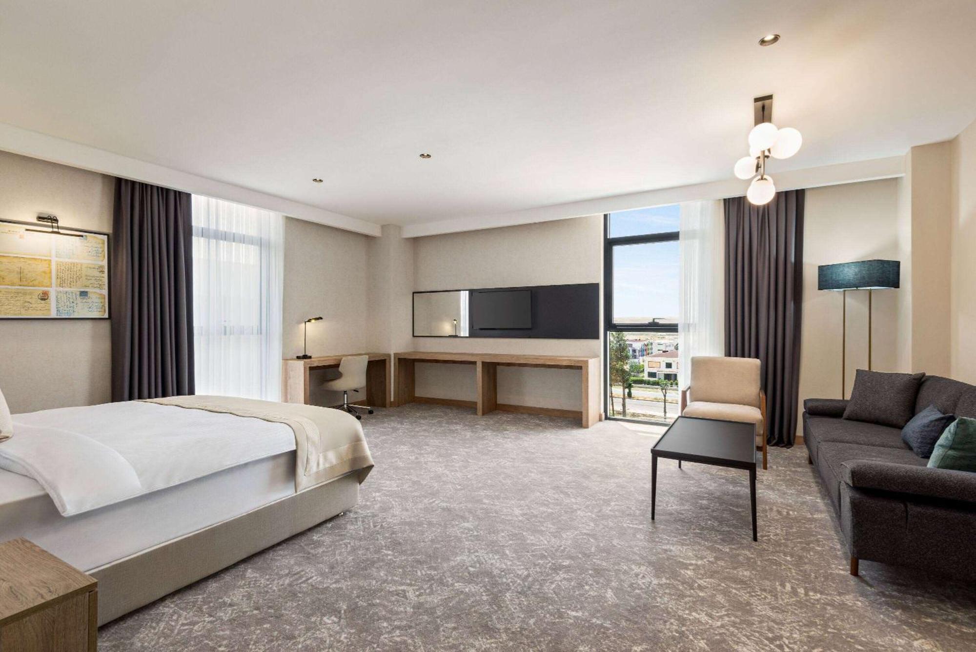 Hotel Ramada Plaza By Wyndham Batman Esterno foto